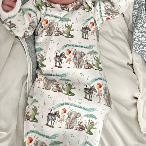 NOLA Tawk Gown - Picture 3 of 3